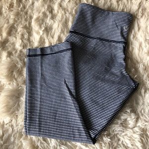 Lululemon gingham wunder under capris